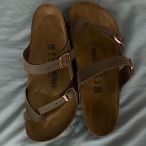 New Birkenstock…mocha 9-9.5 women’s